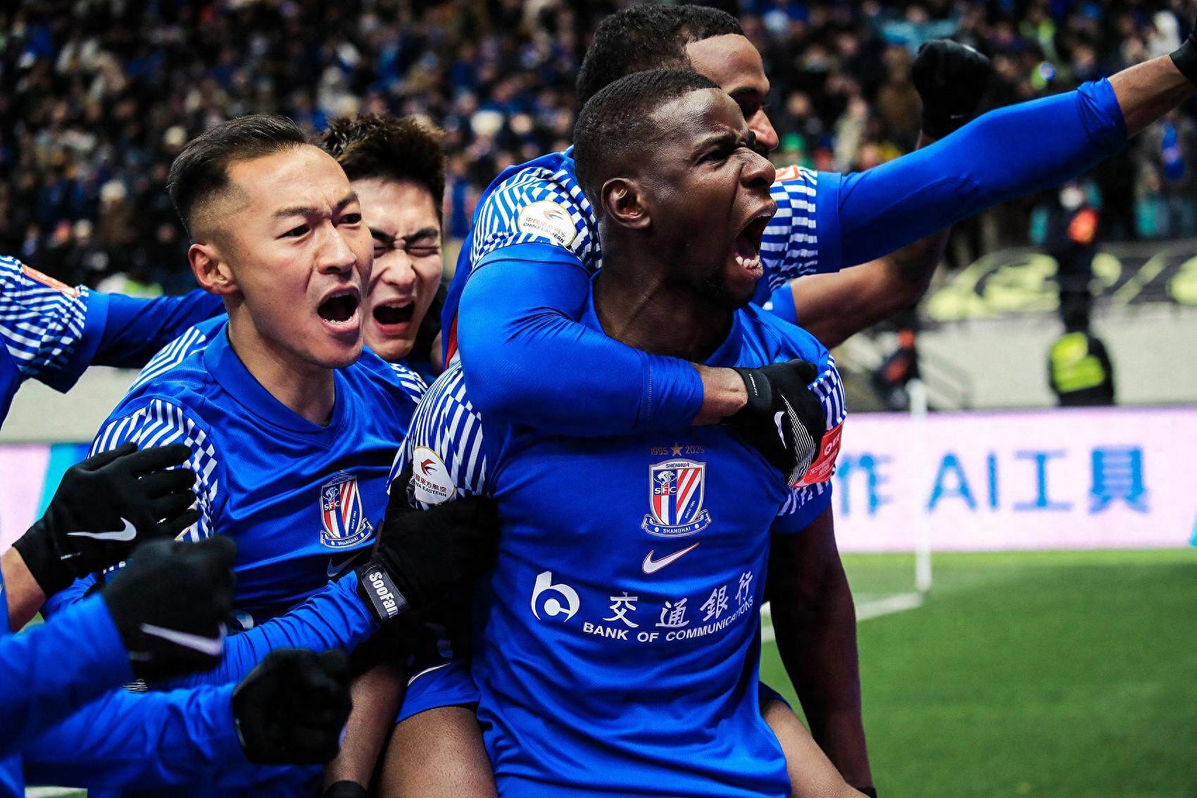 加时末段突围战来临,上海申花围绕国王杯伤情更新,底气十足,控场能力受关注 加时末段突围战来临,上海申花围绕国王杯伤情更新,底气十足,控场能力受关注